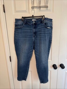 KanCan Dark Blue Ankle Crop Jeans